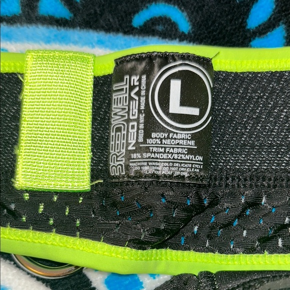 Men's Black and Neon Green Briefs - Picture 3 of 6